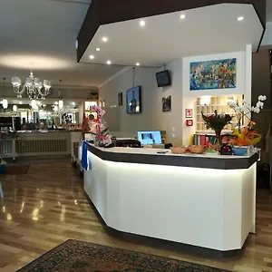 villa-roma.hotelinveneto.com/